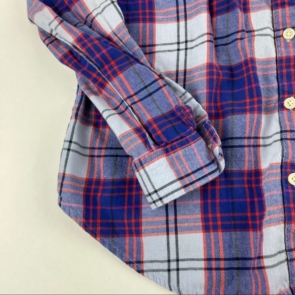Old Navy Classic Button Up Shirt Womens Medium Blue Purple Plaid - Picture 7 of 8